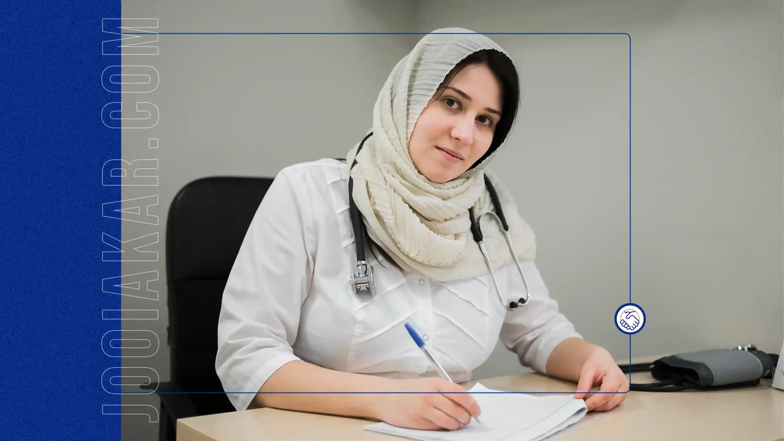 پرستار در بیمارستان و در حالانجام کار