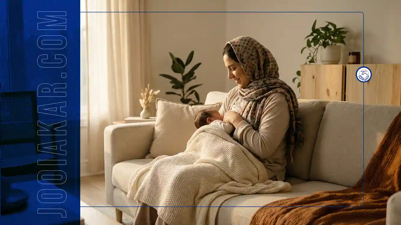 تصویر یک خانم در مرخصی بعد از زایمان